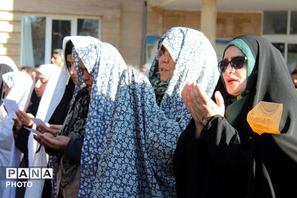 نماز عید سعید فطر در باغ ملی شهرستان سملقان