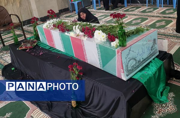 مراسم تشییع پیکر شهید گمنام در مدرسه علامه طباطبایی منطقه پردیس