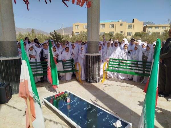 مراسم غبارروبی مزار شهدای گمنام دانشگاه آزاد اسلامی واحد کاشمر