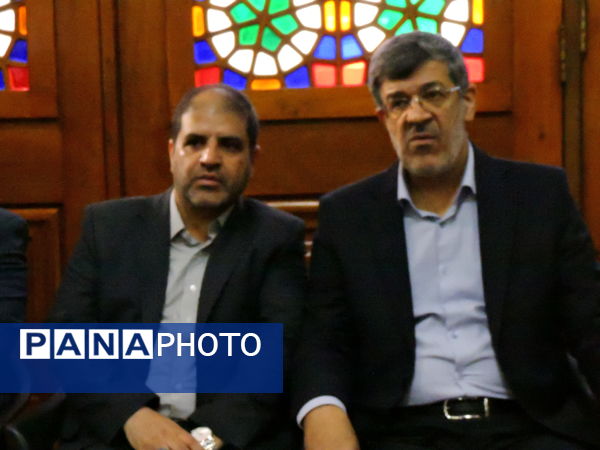 گرامیداشت شهدای هفته دولت در مسجد حظیره یزد