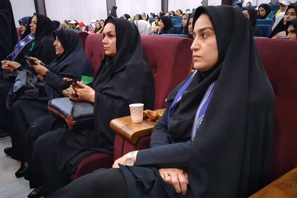 آیین بزرگداشت سالروز تأسیس سازمان دانش‌آموزی و سپاس مربی در کهریزک 