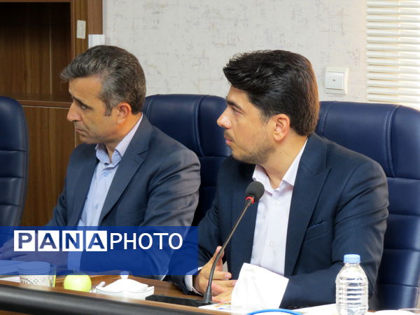 برگزاری جلسه پروژه‌های نهضت ملی توسعه عدالت در فضاهای آموزشی