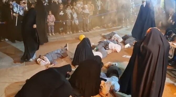 نمایشی به یاد دانش آموز مفقودالاثر شهید ماکان نصیری در شهر آوه