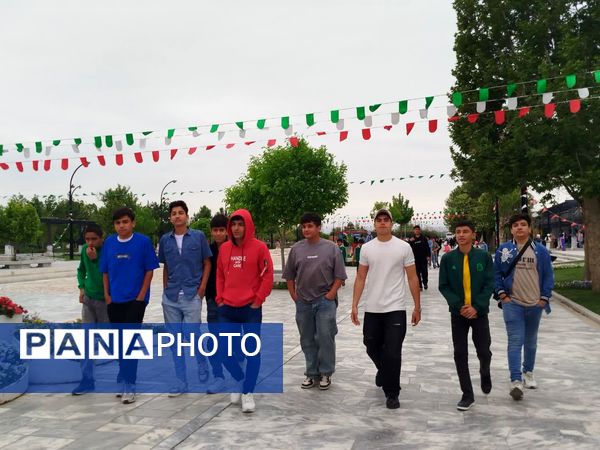 برگزاری اردوی تفریحی ـ زیارتی دبیرستان نمونه دولتی دانش به مقصد مشهد مقدس