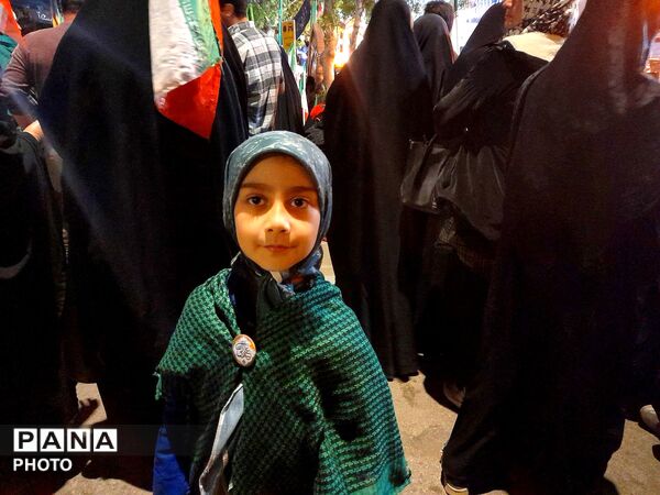 می آییم تا آینده را بسازیم