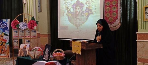 برگزاری یادواره شهدا در آموزشگاه دخترانه فاطمیه ملارد 