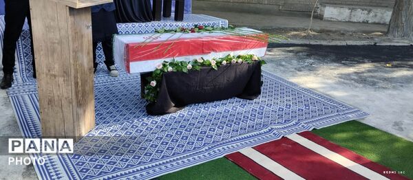 زنگ مهر و ایثار در مدرسه شاهد نصرت 