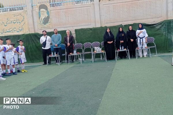 جشن اهدای مدال به نونهالان در باشگاه ورزشی ستارگان
