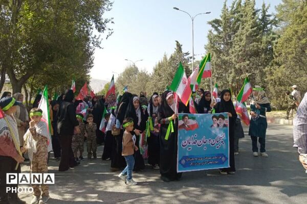 حضور مردم زرقان در رزمایش جان‌فدایان ایران