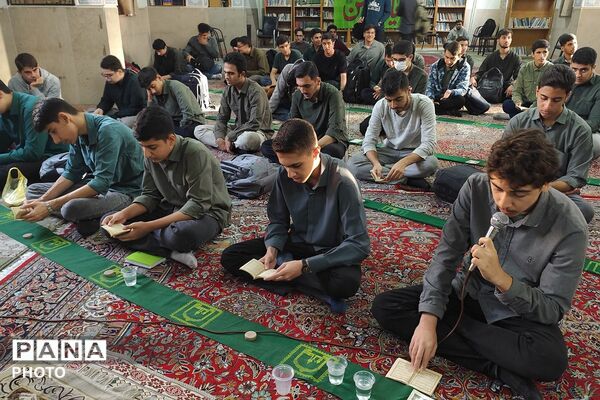 سه شنبه های مهدوی در دبیرستان باقرالعلوم ناحیه دو شهرری 