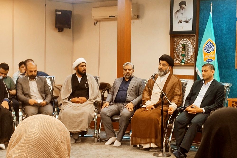  نخبگان پیشوا در کنار امام جمعه؛ تجدید عهد با آرمان‌های ۱۵ خرداد