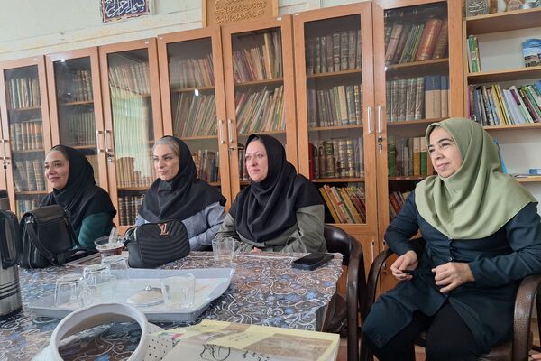 تعامل انجمن اولیا و مربیان در روزهای پایانی سال تحصیلی 