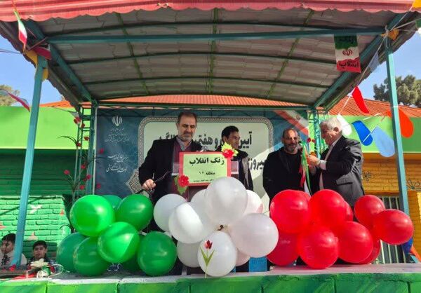 چهل و هفتمین بهار آزادی زنگ انقلاب به صدا درآمد
