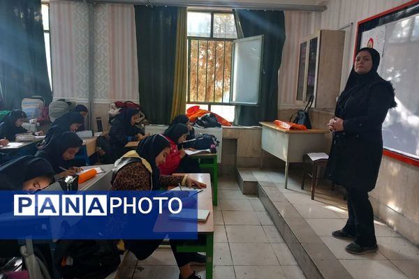 برگزاری آزمون شبه تیمز شماره۲ در دبیرستان ارمغان