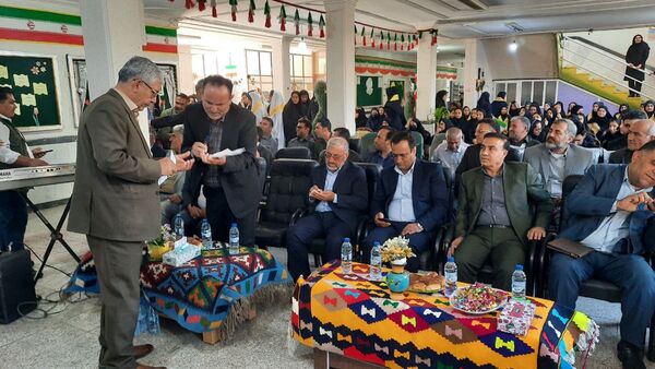 نواخته شدن زنگ «شور عاطفه‌ها» در مدارس کهگیلویه‌ و‌ بویراحمد