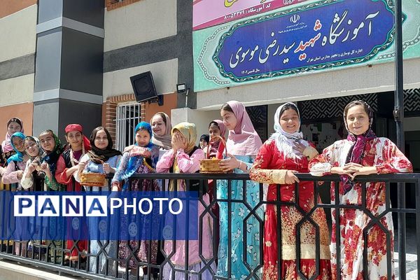 برپایی نمایشگاه طرح جابر در مدرسه حسنا بهارستان‌۲
