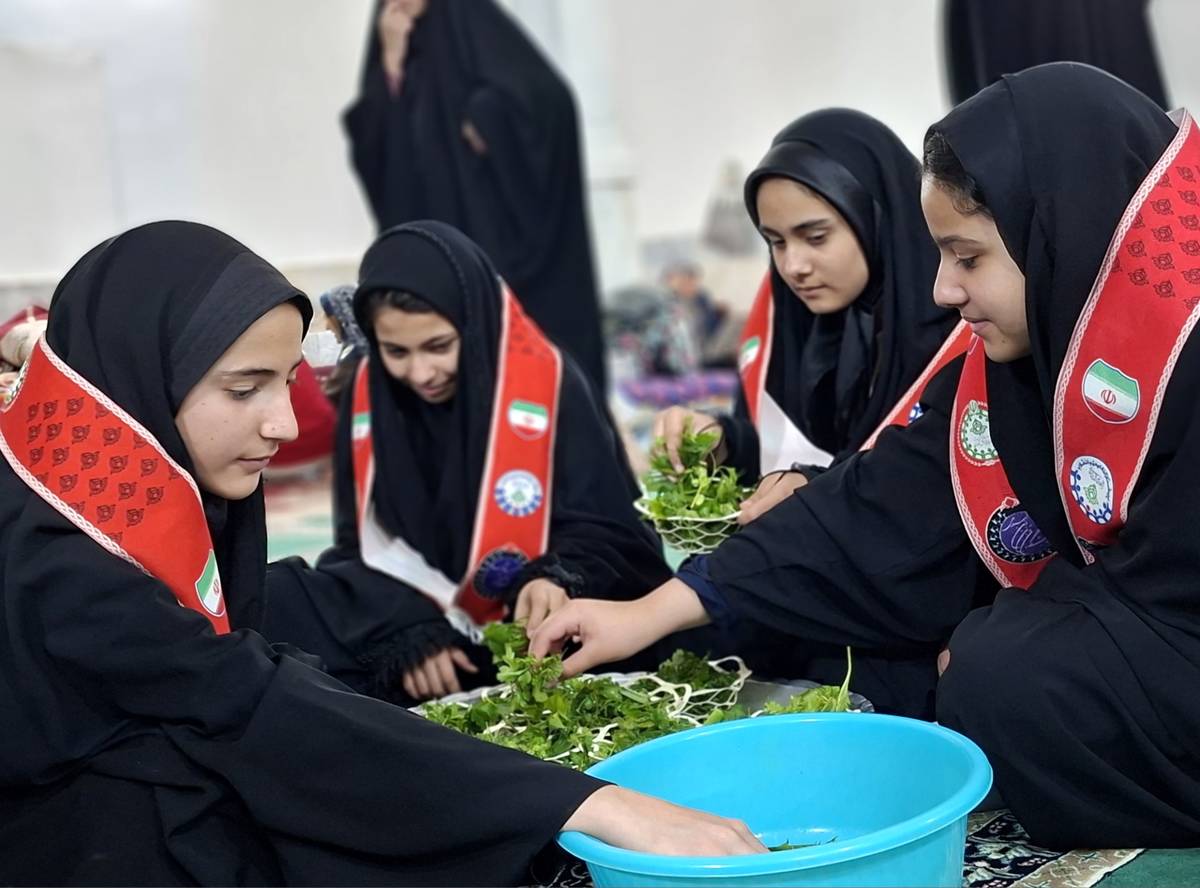 مراسم اعتکاف دانش آموزی آموزشگاه مریم سنگان شهرستان رشتخوار
