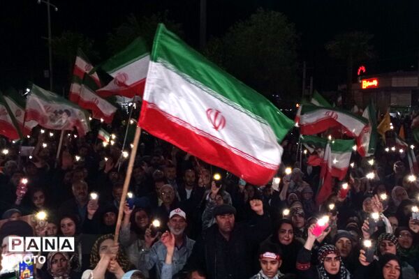 راهپیمایی شبانه مردم رباط‌کریم