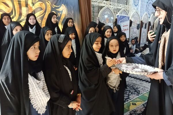حضور شهید گمنام، حال‌وهوای نماز جمعه را متحول کرد