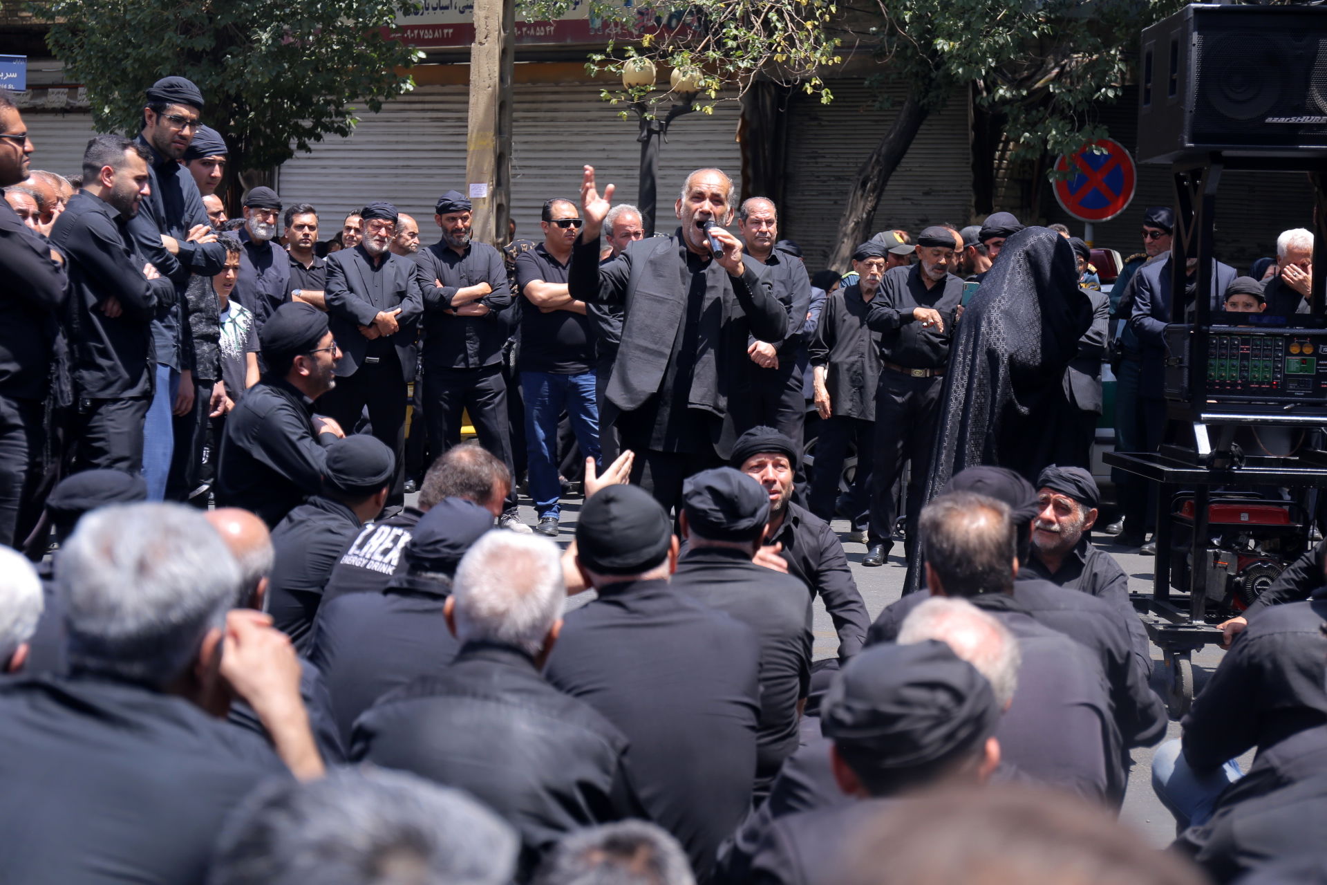 ظهر عاشورایی شهر اولین‌ها