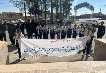 گرامیداشت هفته بسیج دانش آموزی و شهادت شهید محمد حسین فهمیده در شهرستان خاتم 