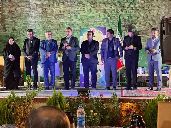 برگزاری آیین تجلیل از آموزش دهندگان تلاشگر نهضت سوادآموزی تربت حیدریه