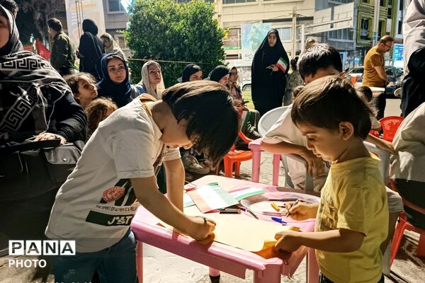  روز پرجنب‌وجوش دانش‌آموزان ورامین در غرفه آموزش و پرورش