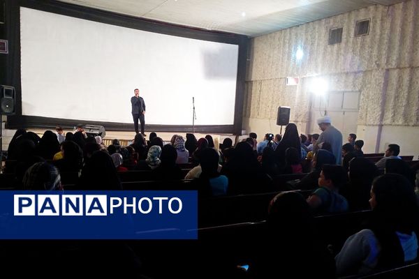 جشن تکلیف سیاسی رای اولی‌ها در شهرستان قوچان 