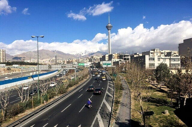کیفیت هوای پایتخت در شرایط قابل قبول