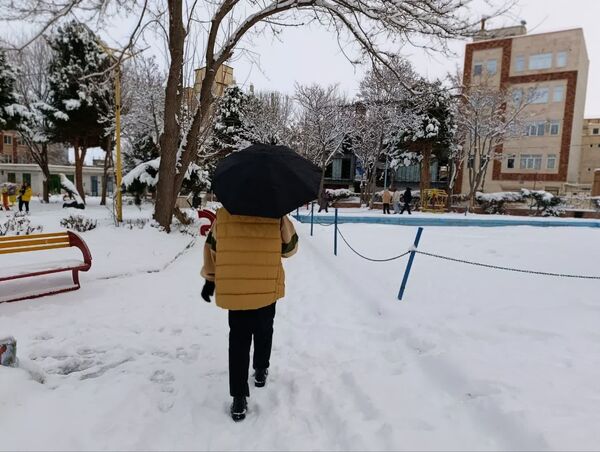 لباس زیبای برفی بر تَن اهر