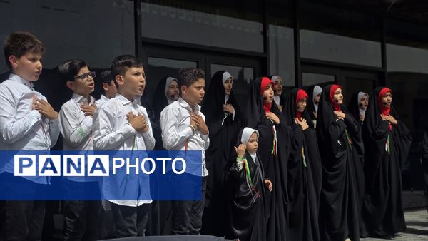 کاروان تجهیزات نوسازی، راهی مدارس اصفهان شد