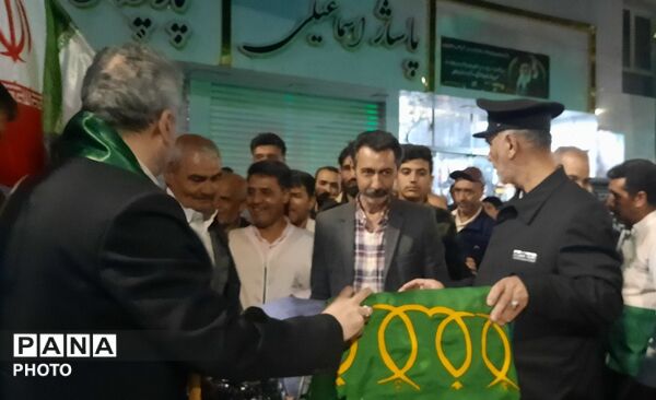 شبی متفاوت در تجمعات شبانه با حضور خادمین امام رضا(ع)
