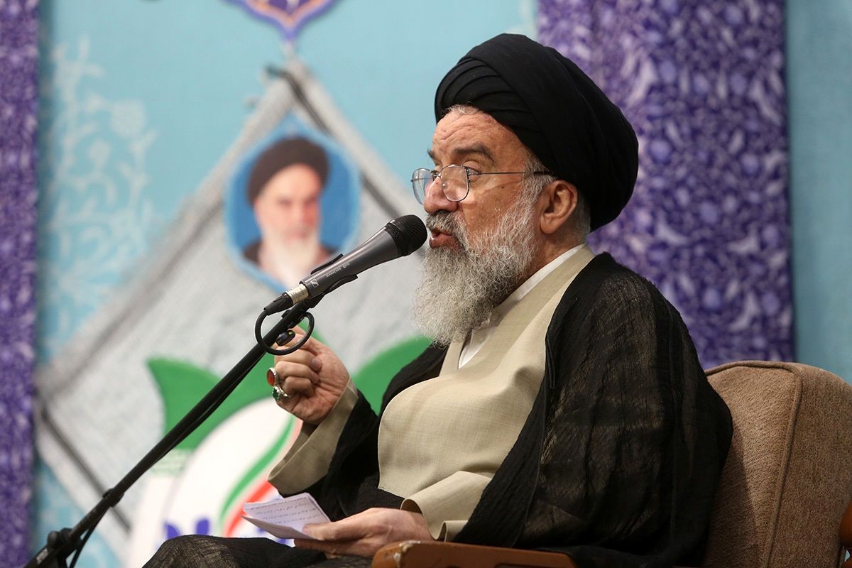 سلاح، ناموس حزب الله و بازوی توانمند لبنان است