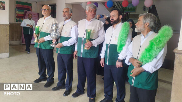 پرچم رضوی مهمان مدرسه شهیده سمیرا اسدزاده