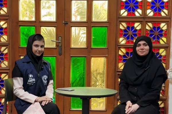 کنار هم ماندن حتی میان تفاوت‌ها؛ این‌گونه «دوستی» را معنا کرده‌ایم