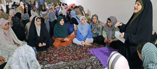 دانش‌آموزان اقبالیه معتکف شدند