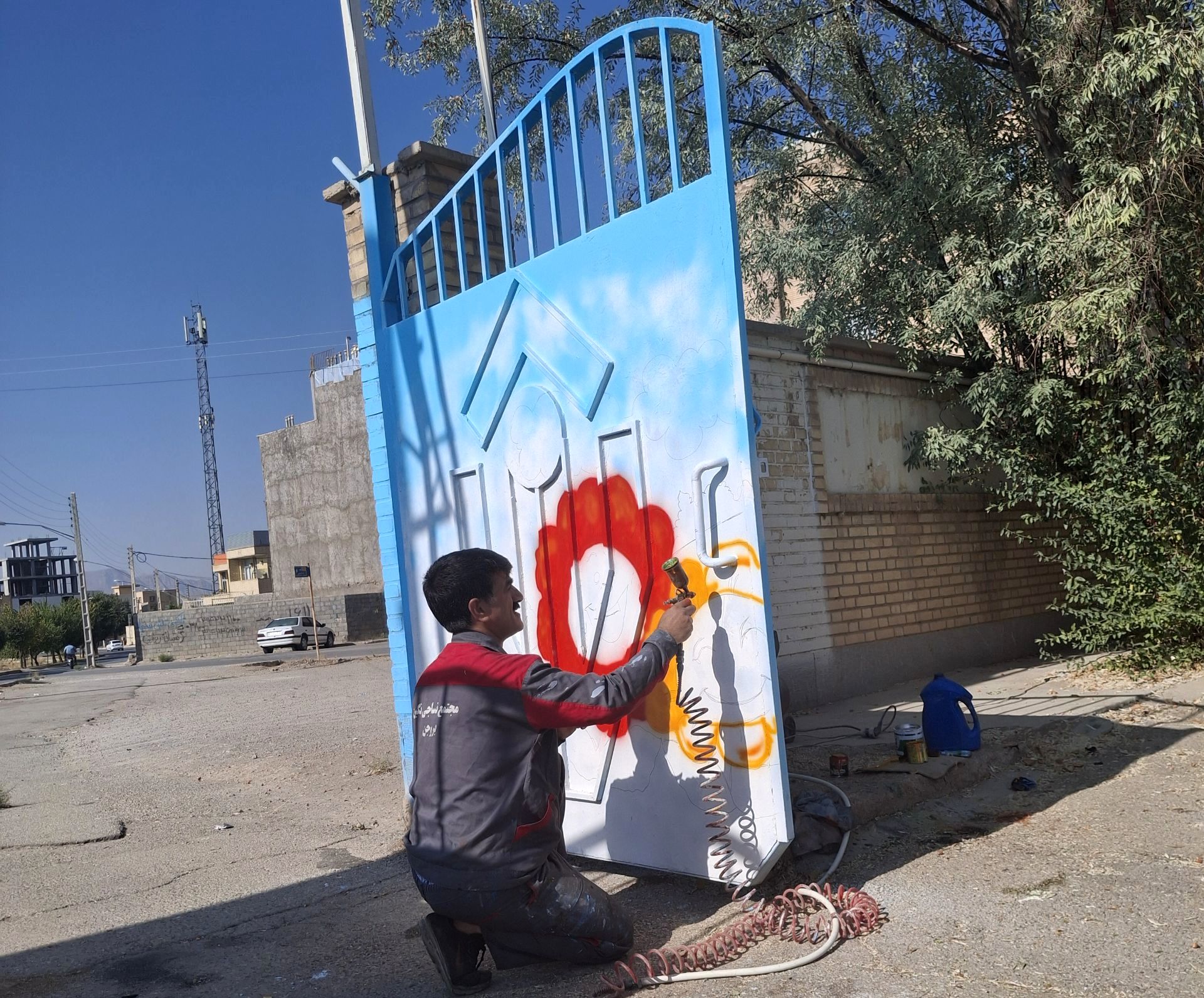 پروژه مهر در مدرسه مهرعلی نادیپور شهرستان بروجن 