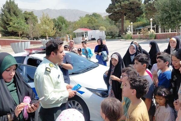 «شهریور هیجان‌انگیز به همراه پلیس و مساجد»؛ گامی برای افزایش آگاهی دانش‌آموزان