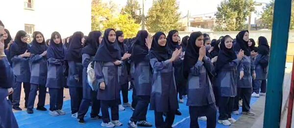زنگ آغاز سال تحصیلی در مدرسه عشایری خدیجه کبری ناحیه 2 خرم‌آباد به صدا درآمد