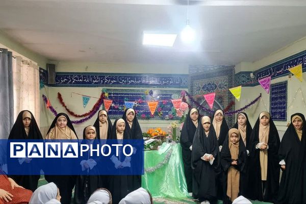 مدرسه شهدای ایران تایر2 میزبان شادی‌های صاحب زمان (عج)