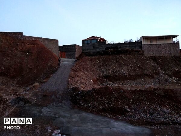 درهٔ پرستو ها در شهر نیشابور