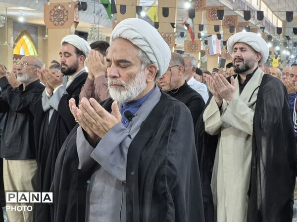 نماز جمعه در مصلی امام خمینی پاکدشت 
