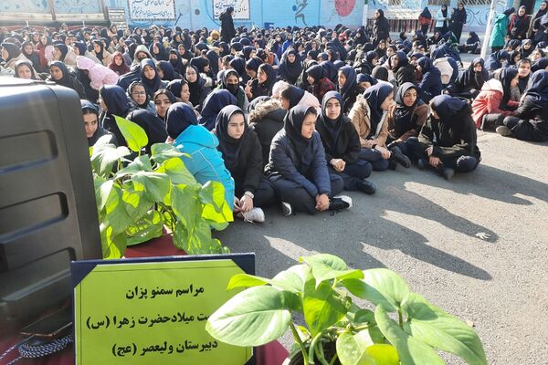 مراسم پخت سمنو در مدرسه حضرت ولیعصر(عج) ناحیه یک شهرری