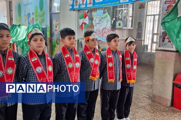 خلاقیت دانش‌آموزی در نمایشگاه جابر زیر ذره‌بین کارشناسان آموزش‌وپرورش قدس