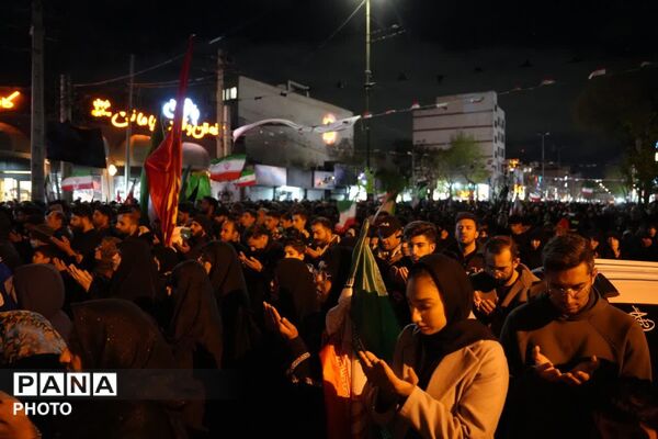 سی و هفتمین موج تجمع مردم فردیس 