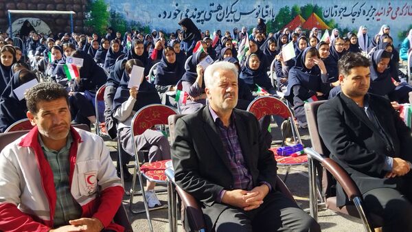 جشن عاطفه‌ها در مدارس اسکو