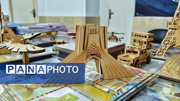  برگزاری نمایشگاه کتاب در فرهنگسرای ملاصدرا شهرستان اشتهارد 