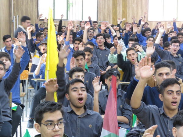 مراسم اولین سالگرد طوفان الاقصی در مدارس البرز