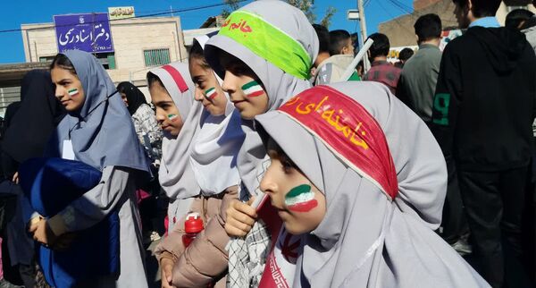 امروز صدای مرگ بر آمریکا در خیابان های شهر پیچید