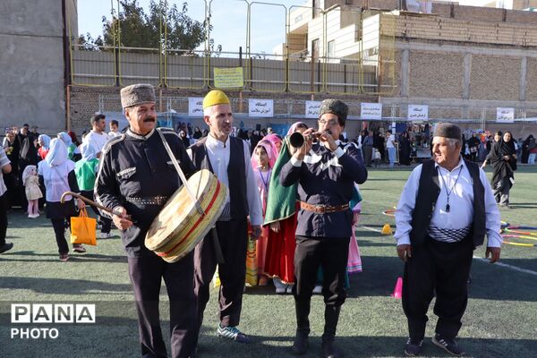 آیین افتتاح «میدان پویا» در هفته تربیت‌بدنی و ورزش در کرج